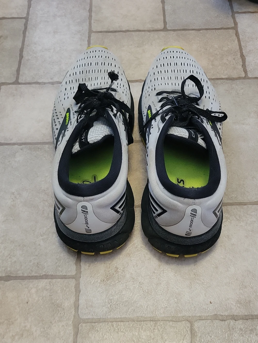Brooks Ghost 13 Running Shoes